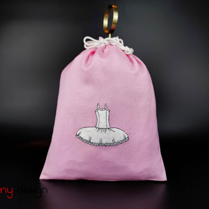 Laundry bag with ballet dress embroidery